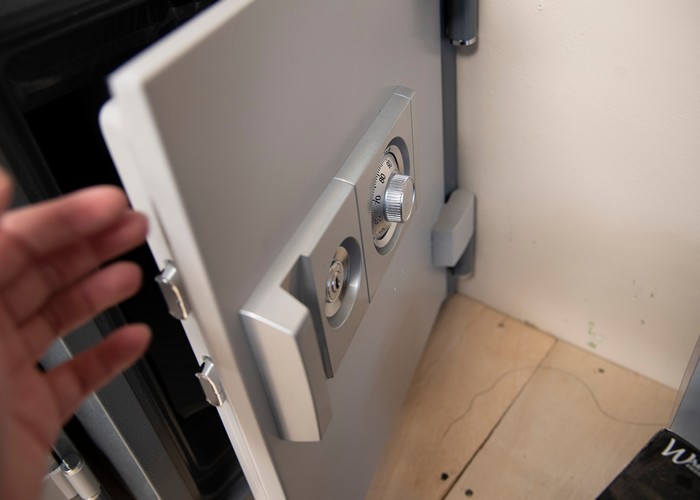 Opening safes in Knoxville, TN